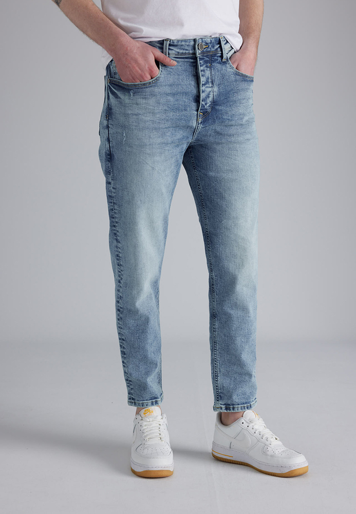 Tapered Regular Waist Jeans