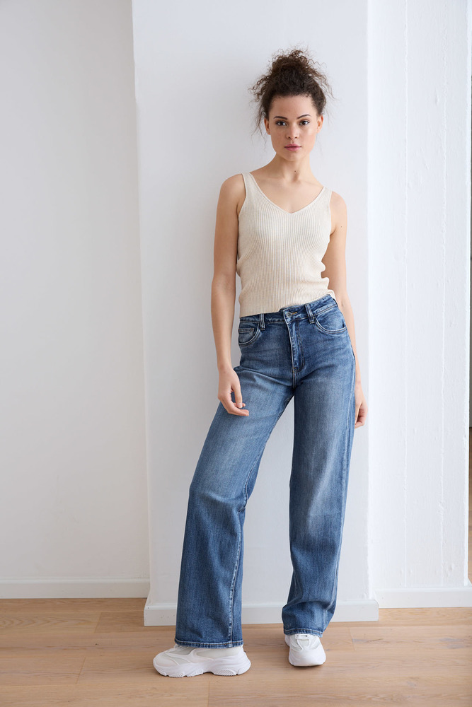 Wide Leg Jeans