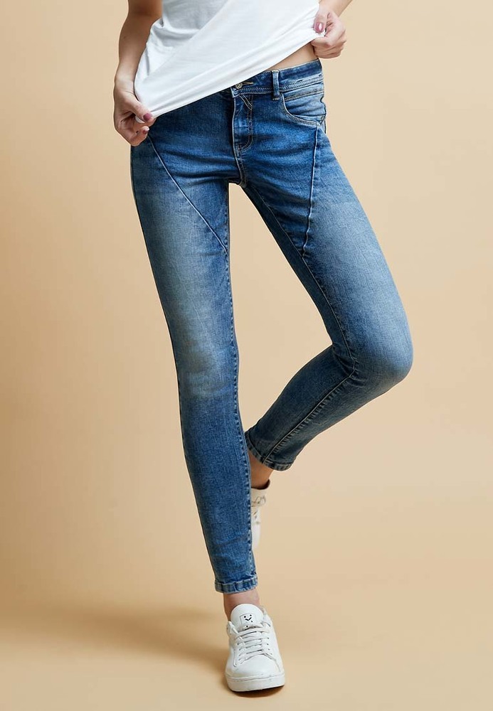 Skinny Regular Rise Jeans