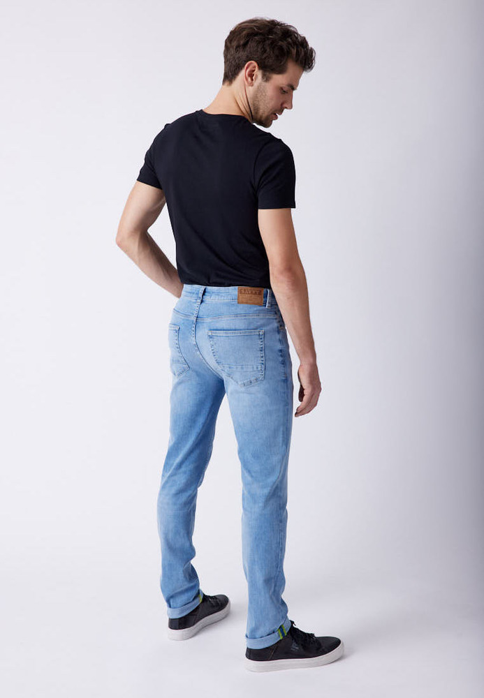 Slim Low Waist Jeans