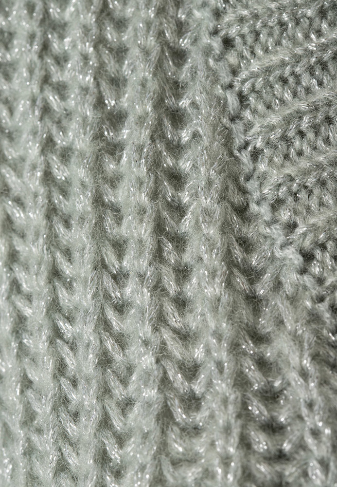 Strickpullover mit V-Ausschnitt