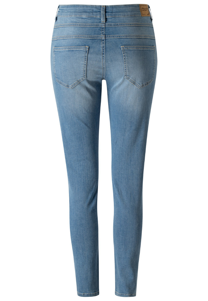 Slim Regular Waist Jeans