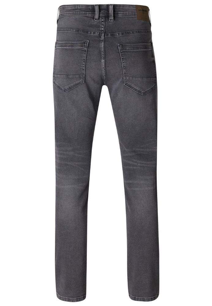 Basic Slim Regular Waist Jeans